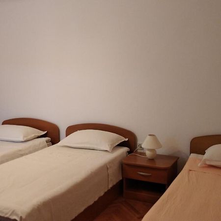 Moki Apartment Vis Exterior photo